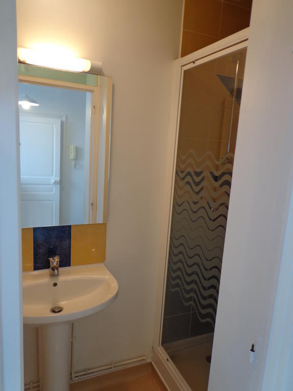 Appartement D'Hotes Ґере Екстер'єр фото